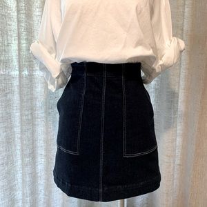 3x1 NYC N.Y.C dark denim blue mini skirt with pockets size large 32” inch waist